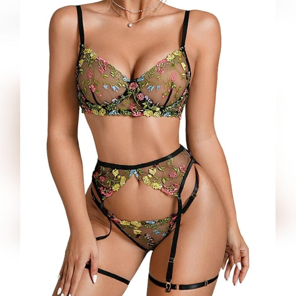 Women's Sexy Lingerie Lace Babydoll Bra Thong Set Sleepwear Underwear Nightwear